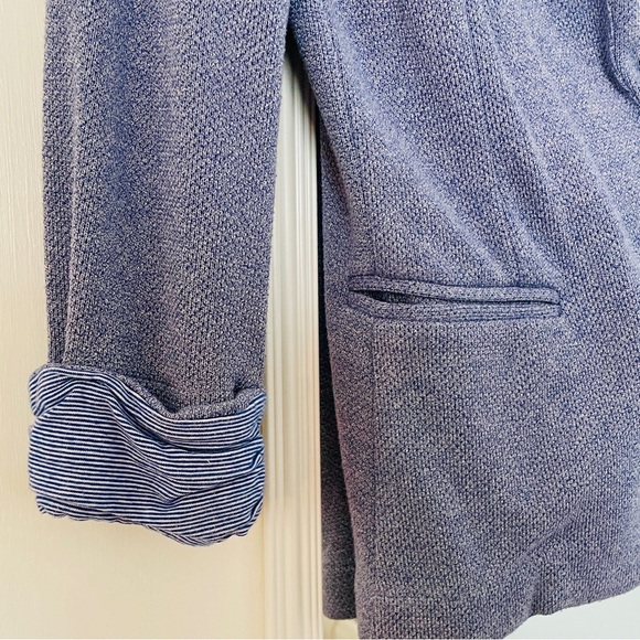 Skies are Blue -  tailored Blazer - Picture 5 of 5